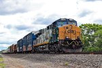 CSX 1776 on M-409